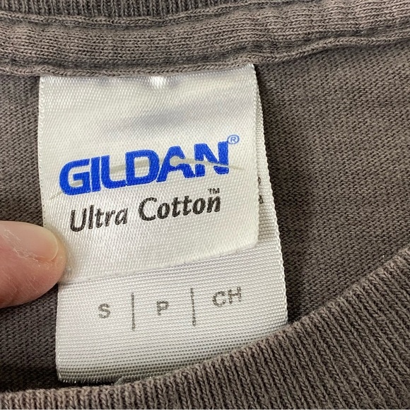 Captain Chuck a Muck's Beautiful Downtown Rescue Virginia T-Shirt - Picture 6 of 7